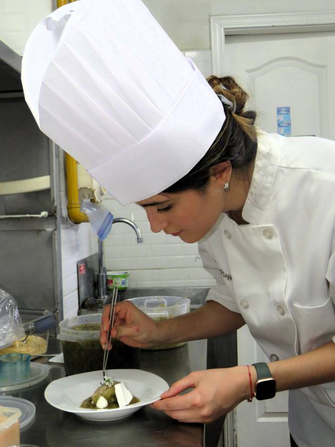 Chef Daniela Piaggio, presenta nuevas recetas de postres en el restaurante Lima51.