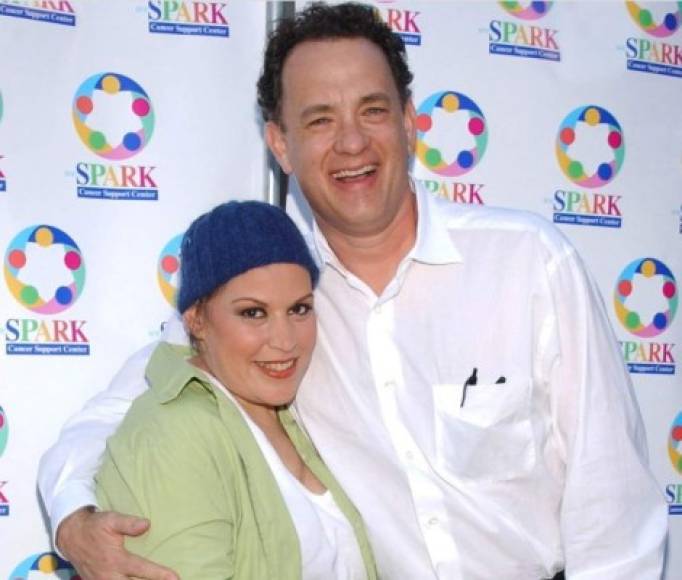Wendie Jo Sperber - fecha de muerte 29 de noviembre de 2005<br/>Edad de muerte 47 años<br/><br/>Luego de ocho años de pelear contra el cáncer de seno, que le detectaron en 1997, la actriz, conocida por el rol de Linda McFly, falleció en diciembre de 2005. Además de series como Bosom Buddies, que coprotagonizó con Tom Hanks, dejó un legado de activismo por hacer conciencia sobre la enfermedad.<br/><br/>