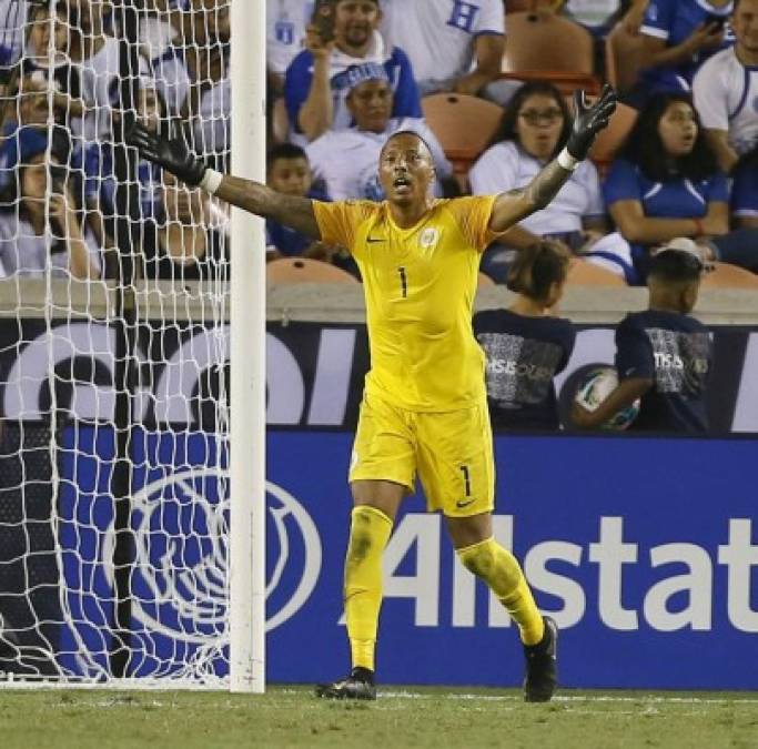 El portero de Curazao, Eloy Room, fue la figura del partido. Realizó 13 paradas a los hondureños.