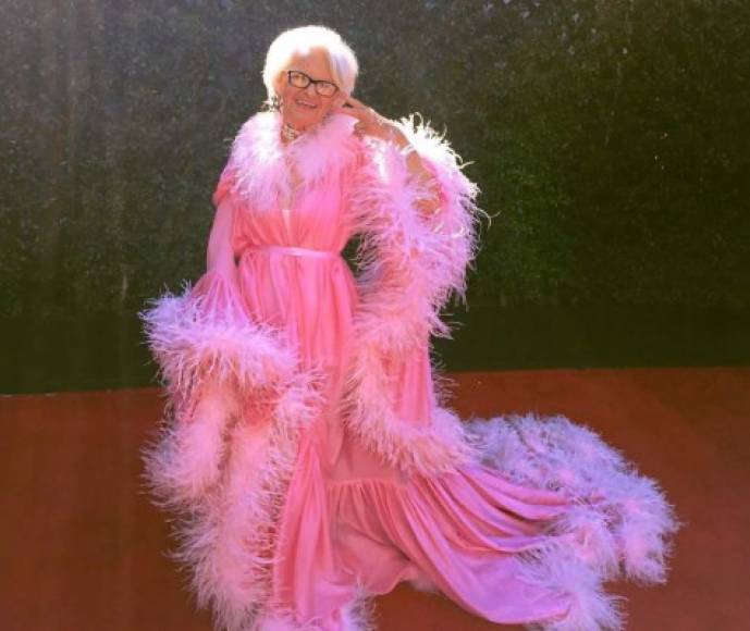 La adulta mayor más famosa de Instagram, Baddie Winkle.