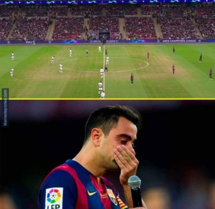 El estadio de Wembley lució con un mal césped y en los memes se acordaron de Xavi.