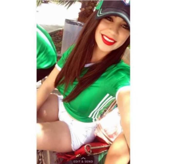 La sensual comunicadora hondureña es seguidora de la selección mexicana.