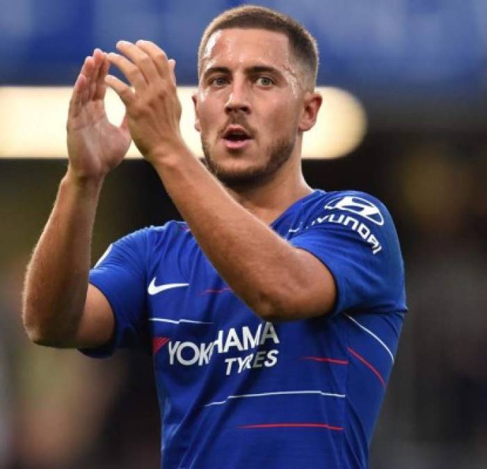 Real Madrid habría erminado de convencer a Eden Hazard de unirse al club blanco con un contrato de cinco temporadas a razón de 13 millones de euros netos por cada una. De esta manera, el belga pasaría a ser el segundo madridista mejor pagado detrás de Gareth Bale (15 millones) . Además le ofrecen 3.5 en variables, que se dividen en un millón extra por ganar LaLiga, otro más si consigue el Balón de Oro y finalmente 1.5 más si el equipo blanco consigue otra Champions League.