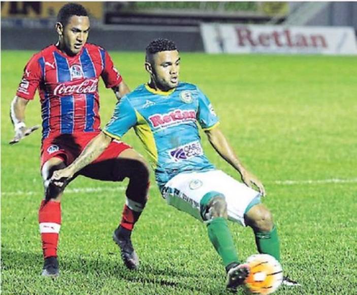 Alexander Aguilar ya no tiene contrato con el Juticalpa FC y no sabe si se quedará en el club canechero.