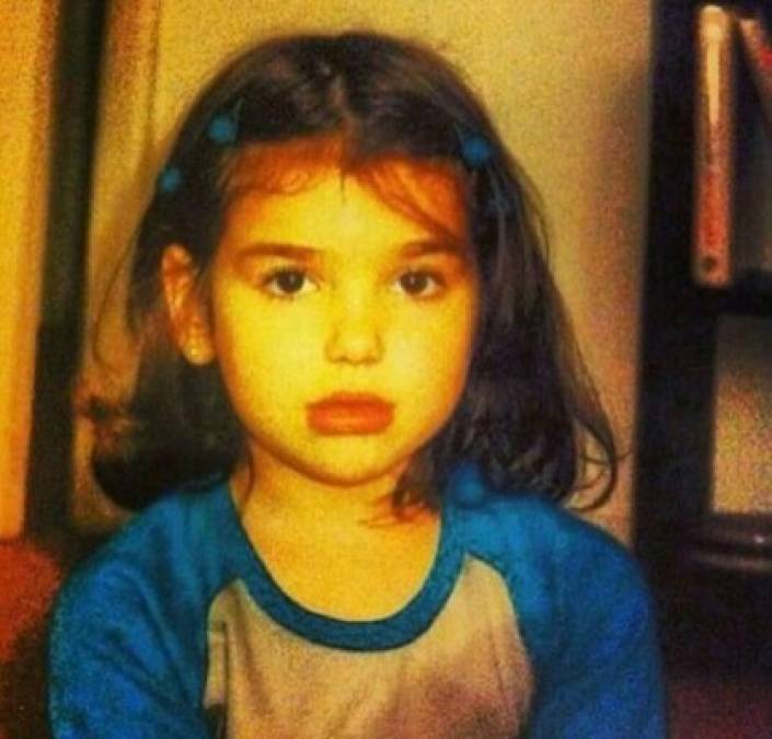 Dua Lipa no ha cambiado mucho, aquí una foto desde su infancia.