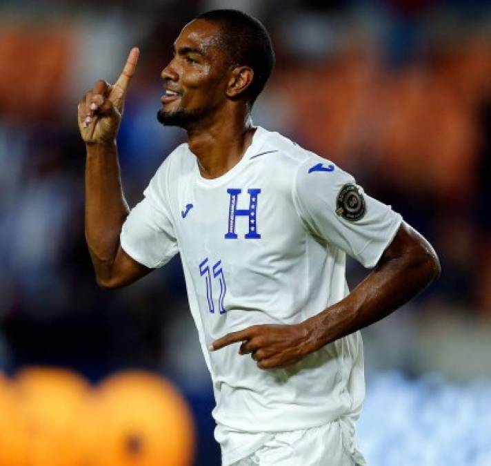 La celebración de Jerry Bengtson tras marcar el primer gol de Honduras en la Copa Oro 2021.