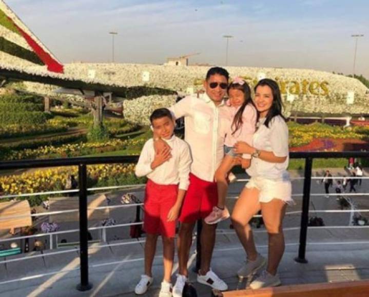 Emilio Izaguirre decidió recibir el Año Nuevo en nada más y nada menos que Dubái, lugar que escogen muchas estrellas para disfrutar de sus vacaciones.