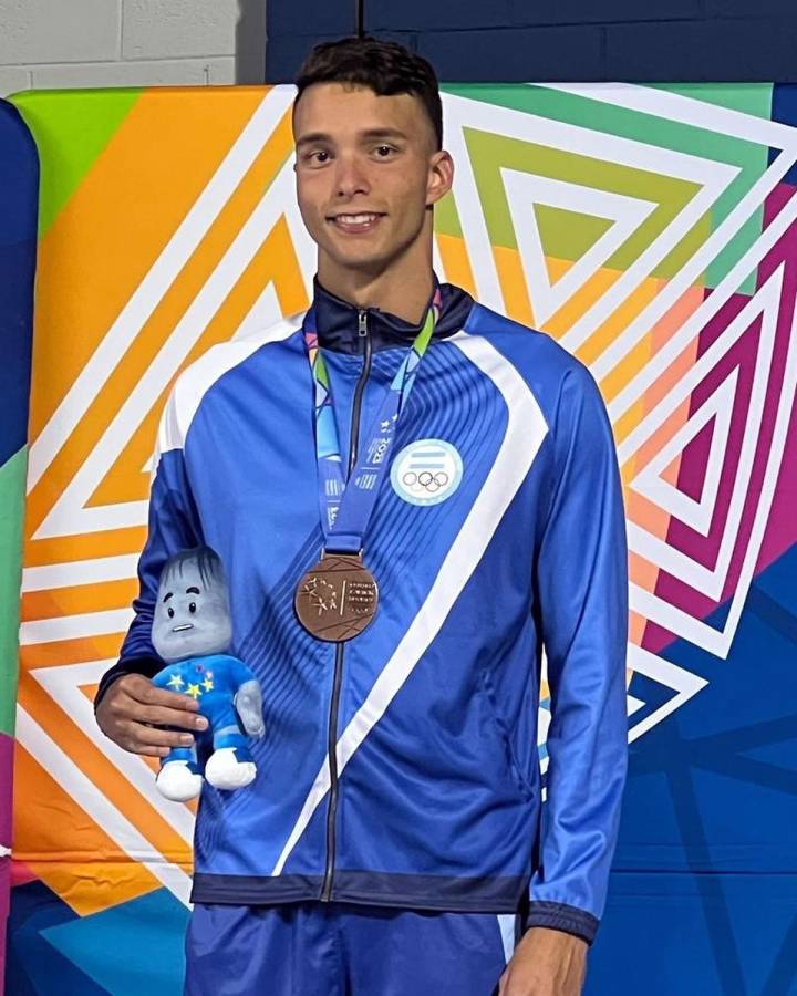 Julio Horrego conquistó la primera medalla para Honduras en San Salvador