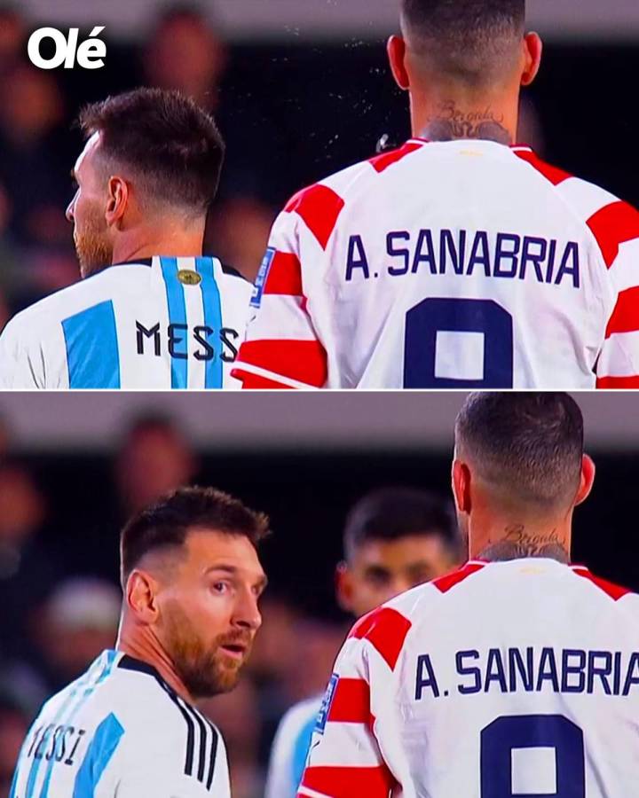 Messi y Antonio Sanabria se encararon y el paraguayo lo escupió cuando el argentino se dio la vuelta.