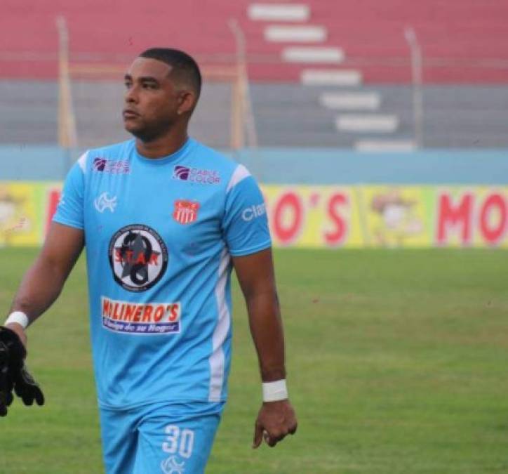 José Mendoza: El portero hondureño anunció su salida del Vida ya que no llegó a un acuerdo económico con los cocoteros: “Fue un honor para mí vestir estos colores y ser el guardián de su meta en el transcurso del 2020. Cocoteros los llevo en mi corazón. Gracias a la afición por todo el apoyo y cariño hay que seguir apoyando al equipo primero Dios algún día volveremos ver campeón a nuestro querido Club deportivo y social Vida”, publicó el futbolista en sus redes sociales.