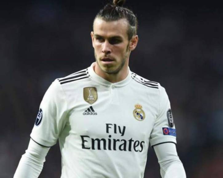 Según Sky Sports, el Manchester United habría descartado el fichaje de Gareth Bale. Los motivos por los que los red devils habrían perdido el interés en el galés serían, de acuerdo con esta información, su edad y, sobre todo, el elevado salario que percibe.<br/>
