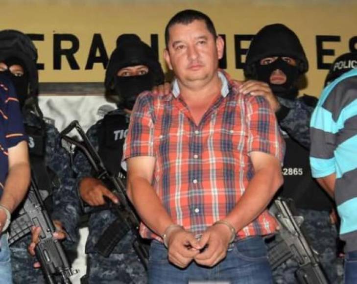 <i>En dicho viaje, acompañaba “al expresidente Hernández, entre otros, Miguel Arnulfo Valle, entonces líder de uno de los carteles más importantes de tráfico de cocaína en Centroamérica”, recoge Infobae. </i>