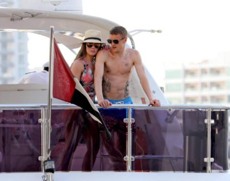 Vardy llevó a su chica a un romántico crucero. FOTO THE SUN.