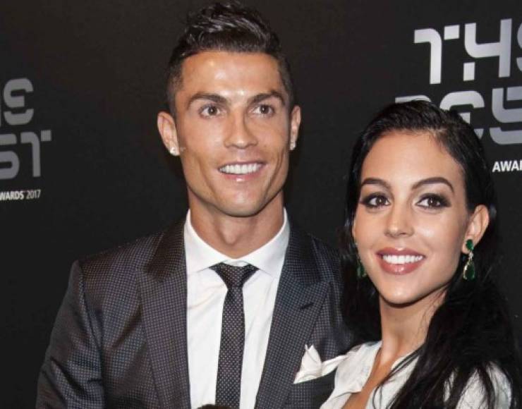 Cristiano Ronaldo y Georgina Rodríguez son pareja desde hace más de dos años pero hoy ha salido a la luz pública una supuesta noticia en la que involucra a su ex.