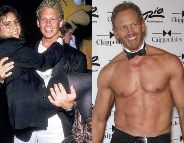 Ian Ziering- Steve Sanders<br/>Edad actual- 54 años<br/><br/>Ziering se dio a conocer entre las nuevas generaciones al interpretar a Fin en las películas de Sharknado. También ha aparecido en Celebrity Apprentice y Dancing with the Stars. <br/><br/>Ziering y su esposa Erin se casaron en 2010 y tienen dos hijos juntos.