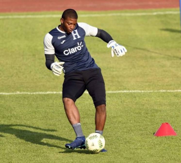 En la portería parece no haber duda. Luis 'Buba' López será el portero titular con el que Coito debutará ante Ecuador.