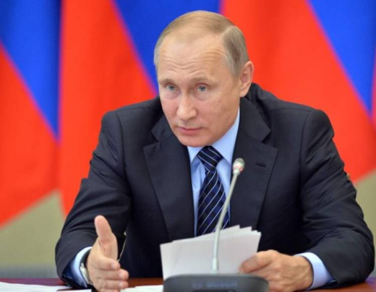 El presidente de Rusia, Vladimir Putin, se afirmó como el hombre más poderoso del mundo, según el ranking 2018 de la revista Forbes. Es uno de los líderes rusos que más tiempo ha estado en el poder.