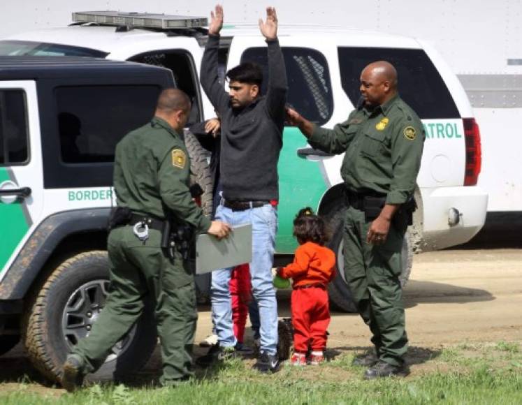Y es que pese a la ofensiva migratoria del Gobierno de Trump, las detenciones de inmigrantes indocumentados en la frontera con México han regresado a su ritmo habitual después de la caída en picado que hubo en febrero de 2017.
