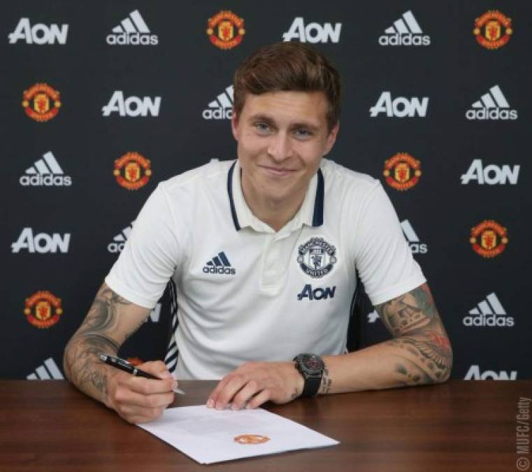 El joven portero inglés Dean Henderson ha firmado un nuevo contrato de renovación con el Manchester United que se extenderá hasta junio de 2020. Foto Twitter