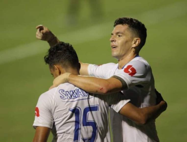 El argentino Matías Garrido en el minuto 33 puso el 2-0 del Olimpia ante Honduras Progreso.