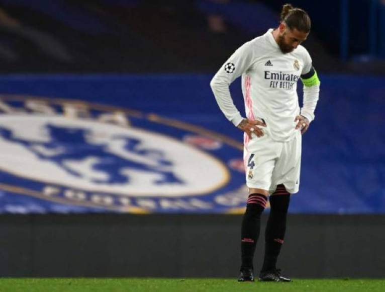 Sergio Ramos estaba frustrado tras la eliminación en semifinales. El defensor pudo haber jugado su último partido de Champions con Real Madrid ya que al finalizar la temporada finaliza su contrato. Foto AFP.
