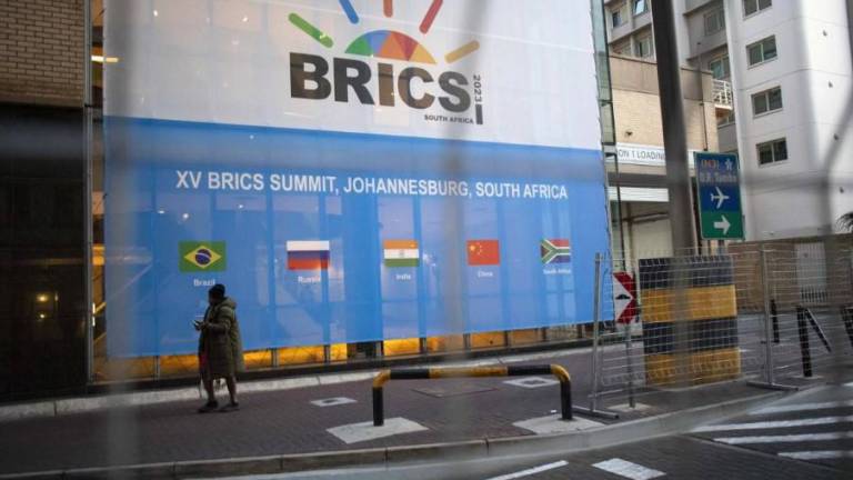 Cartel de la cumbre de los BRICS en Sudáfrica. KIM LUDBROOK / EFE