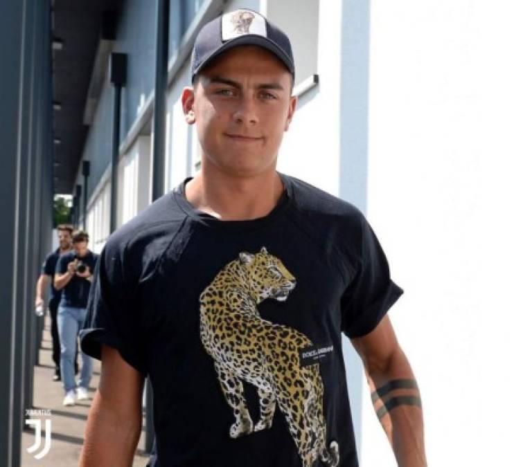 Paulo Dybala fue otro de los jugadores que se incorporó por primera vez este lunes a la Juventus y se encontró con Cristiano Ronaldo.