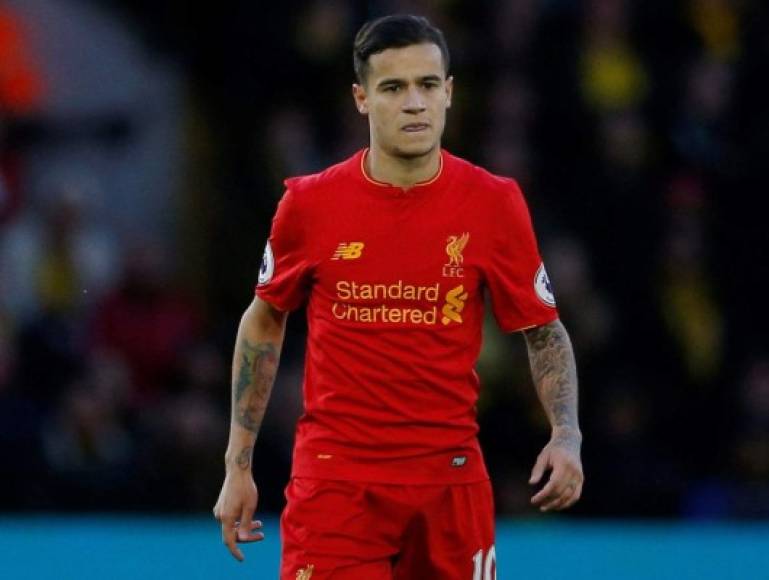 Según el Daily Mirror, el Barcelona no pierde de vista a Philippe Coutinho. Y el club azulgrana, de acuerdo con este medio, estaría preparando una nueva oferta de 90 millones de euros al Liverpool por el crack brasileño para que sea el reemplazo de Neymar, si éste decide marcharse al PSG.