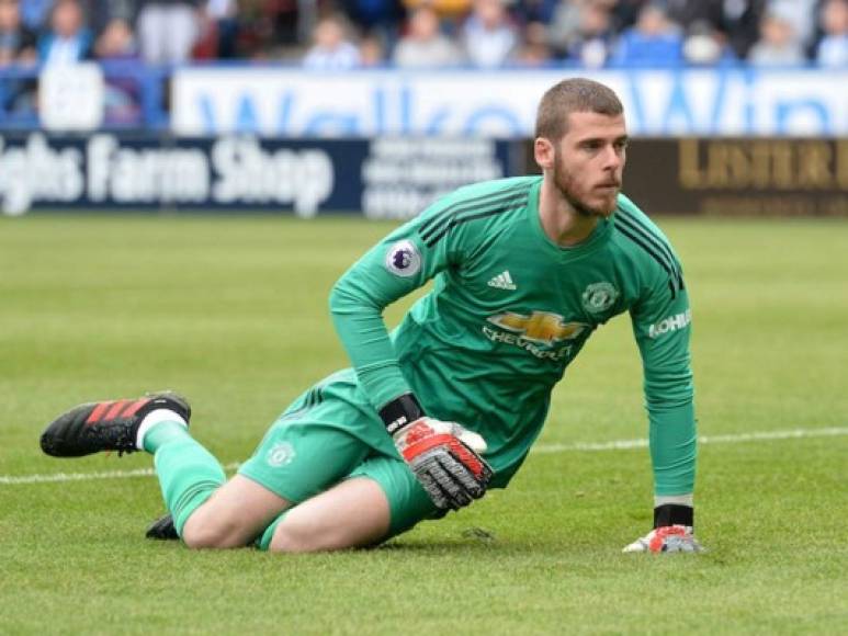 El Manchester United pone precio al portero español David de Gea. Según Sky Sports, están dispuestos a venderlo al PSG por unos 25 millones de euros. Su recambio en la portería de Old Trafford sería Gianluigi Donnarumma.