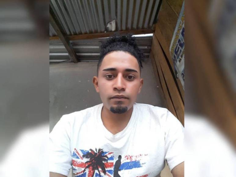 Según relatos de vecinos, Jairo Baca, explotó un potente mortero en la colonia Nueva Capital de Comayagüela, cuando de repente un vecino enfurecido sacó un puñal y sin mediar palabras lo atacó.