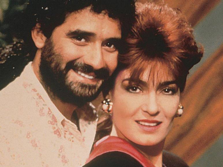 “La traidora” es otra de las grandes telenovelas venezolanas que protagonizó en el año 1991.