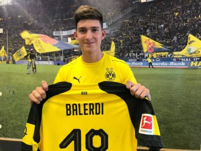 El Borussia Dortmund ha fichado al central argentino Leonardo Balerdi por 15.000.000 €. Firma hasta junio de 2023, llega procedente de Boca Juniors.