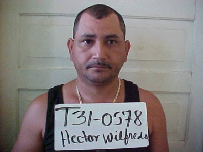 Nombre: HÉCTOR WILFREDO JIMÉNEZ: Fue hallado culpable de asesinato y tentativa de asesinato en 2008 y desde entonces paga una condena de 1018 años con cuatro meses.