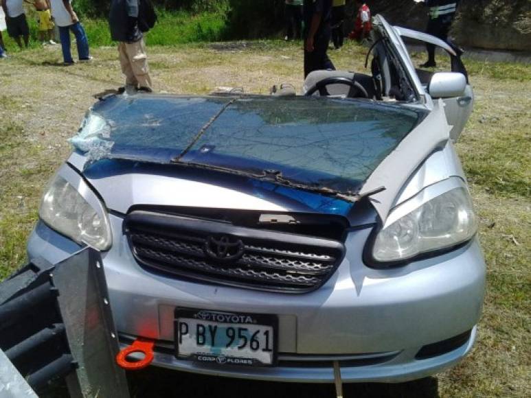 El accidente ocurrió en el kilómetro 32, carretera del norte, que conduce a Siguatepeque, Comayagua.