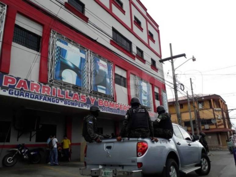 En San Pedro Sula, varias viviendas han sido allanadas en especial la colonia Los Alpes. <br/>