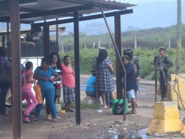 Varias personas se trasladaron al Instituto Nacional Penitenciario de Támara con el objetivo de visitar sus parientes privados de libertad.