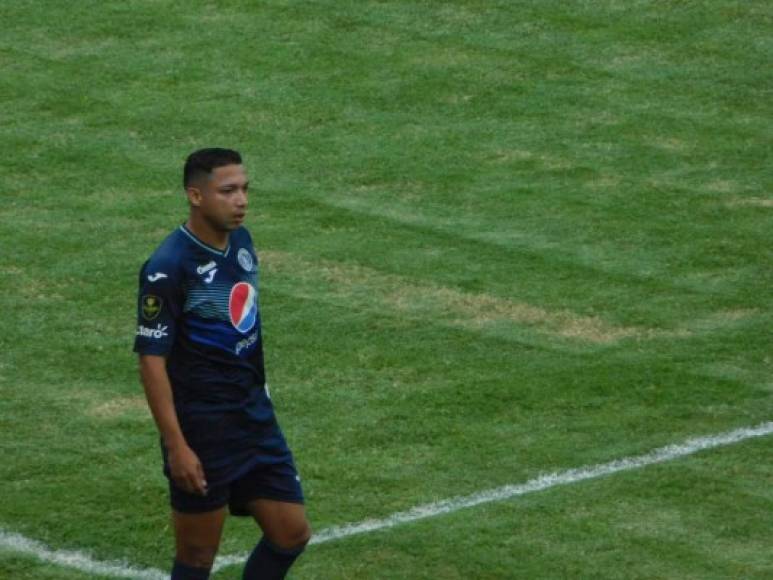 Emilio Izaguirre: El lateral izquierdo sigue activo y es el único jugador de aquel Motagua campeón de Uncaf que continúa con los azules. Cuenta con 33 años de edad.