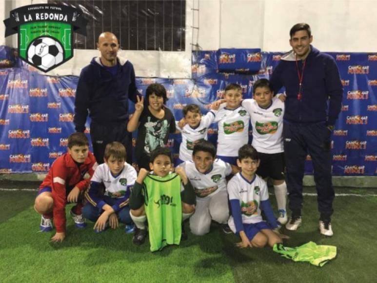 El uruguayo Julio Rodríguez tiene su escuela de fútbol y además ya comenzó a incursionar como director técnico.