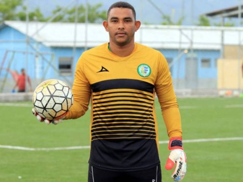 El nuevo entrenador que llegue al Juticalpa FC decidirá el futuro del portero hondureño José Mendoza.
