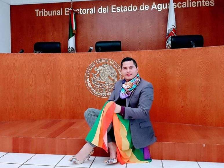 Este lunes 13 de noviembre se reportó la muerte de Jesús Ociel Baena Saucedo, primer magistrade no binario del Tribunal Electoral del Estado de Aguascalientes