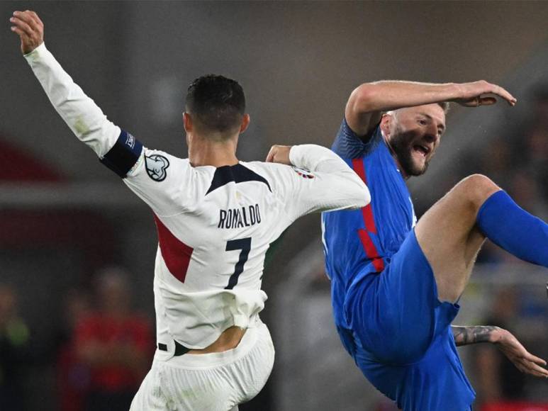 Salvador ante Islandia (1-0) con un gol en el tiempo añadido, Cristiano <b>Ronaldo</b> estuvo más discreto en la noche de Bratislava.