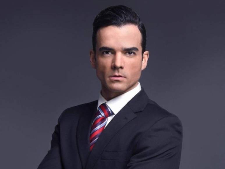Jesús More también regresa en la quinta temporada interpretando al presidente mexicano Omar Terán.