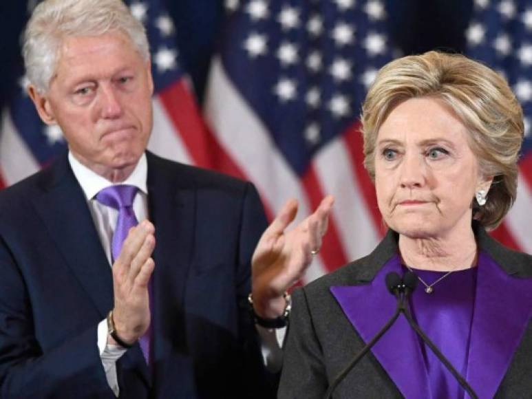 Bill Clinton, expresidente de EEUU, admitió que le había sido infiel a su esposa Hillary con una pasante de la Casa Blanca, Mónica Lewinsky.