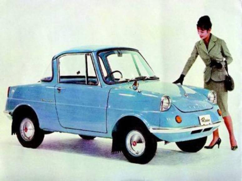 MAZDA R360.<br/>Los japoneses fueron conocidos por mucho tiempo por su baja estatura, y como no, algunos de sus autos reflejaban ese carácter nacional como nos muestra el modelo R360 de Mazda, que hace recordar los viejos autos de pedales para niños.