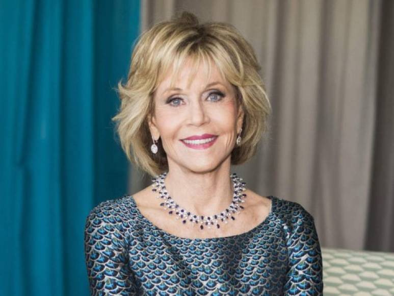 La actriz Jane Fonda se unió a los famosos que ya recibieron en Estados Unidos la vacuna contra el coronavirus.