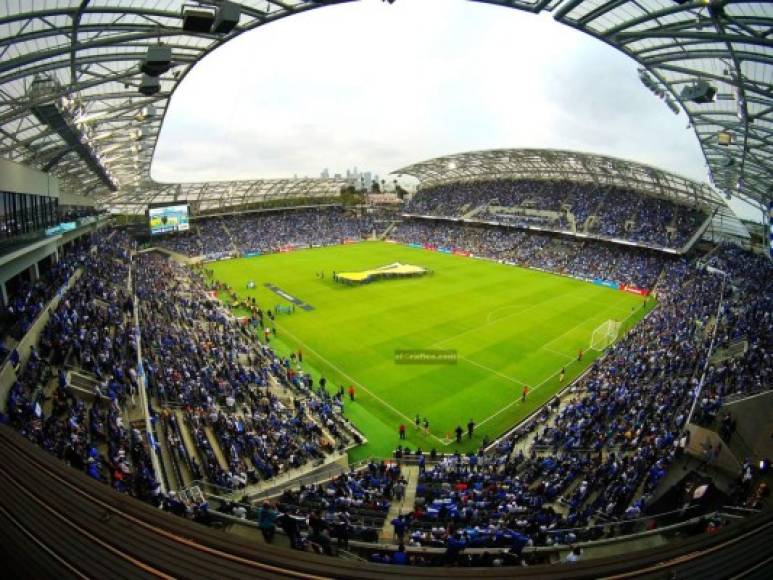 Así de espectacular lució el estadio Banc of California de Los Ángeles antes del inicio del partido Honduras-El Salvador.