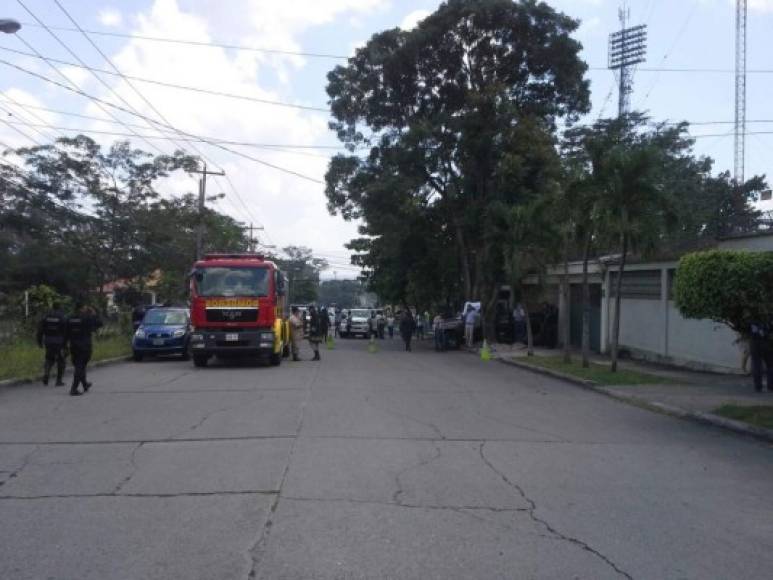 El abogado José Eduardo Gauggel Rivas y su hijo fueron ultimados a balazos cerca del estadio Francisco Morazán.