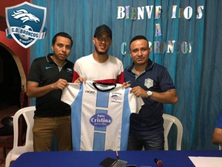Kevin Castro: El hijo del ex jugador Venado Castro ha sido anunciado como nuevo fichaje del Club Deportivo Broncos de Choluteca. En su momento el chico militó en Motagua, disputó el Mundial Sub-17 con Honduras