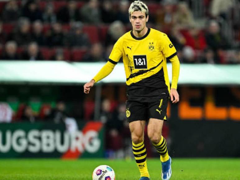 Según informa Sky Sport Italia, el Olympique de Marsella negocia con el Borussia Dortmund la cesión de Giovanni Reyna, quien ha perdido protagonismo con el conjunto alemán.