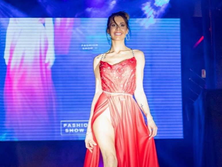 Anto Lima tiene 27 años, participa en concursos de belleza desde los 12 y tiene más 57 coronas nacionales e internacionales. 